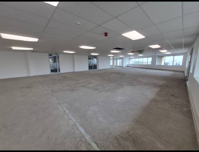 584M² OFFICE TO LET IN WOODMEAD
